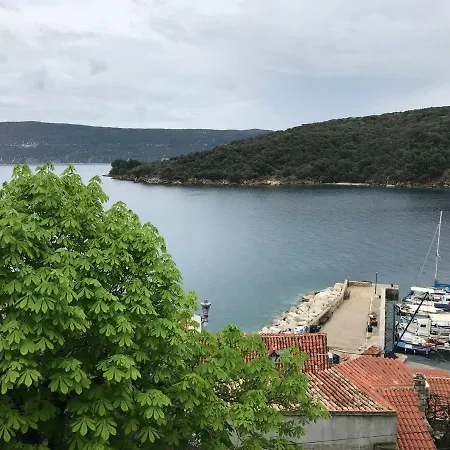 Tarcizio 3*
